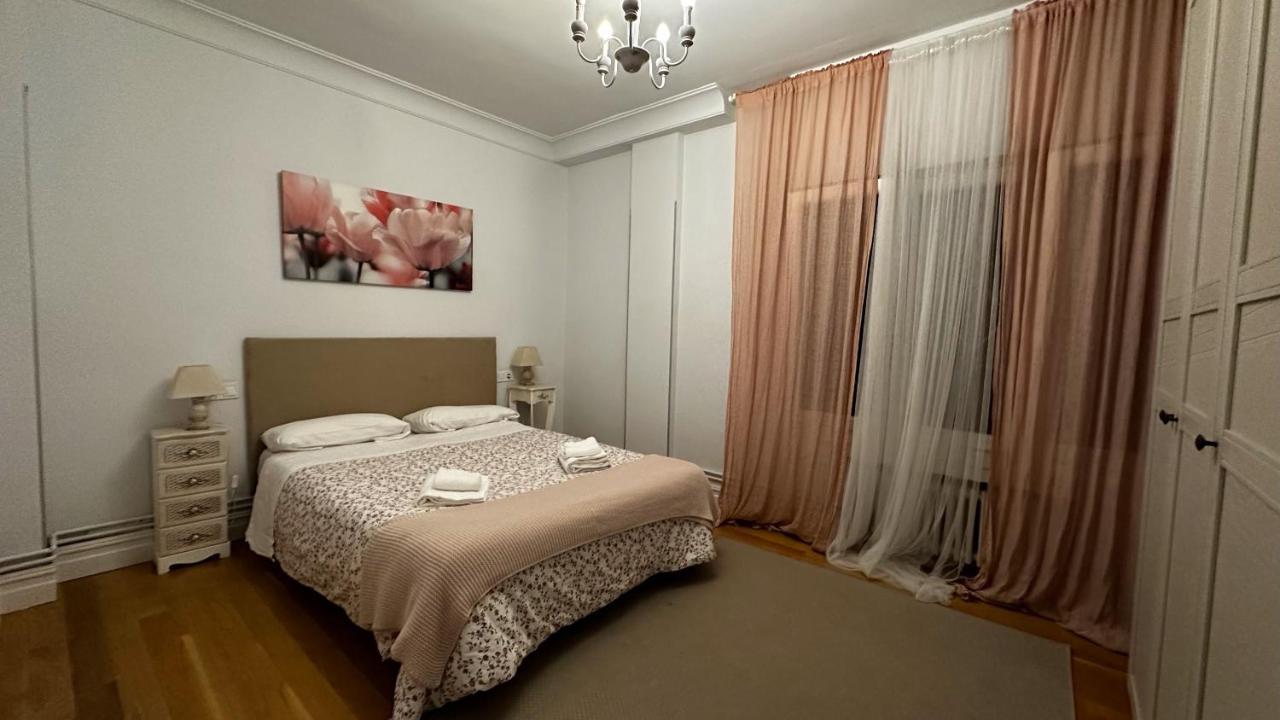 Fantástico apartamento en el centro de Bilbao Esterno foto
